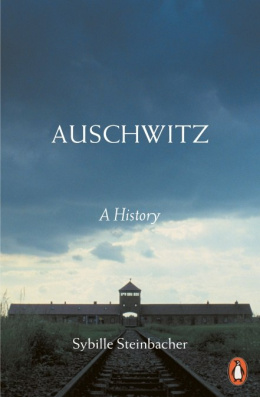 OUTLET Auschwitz. A History